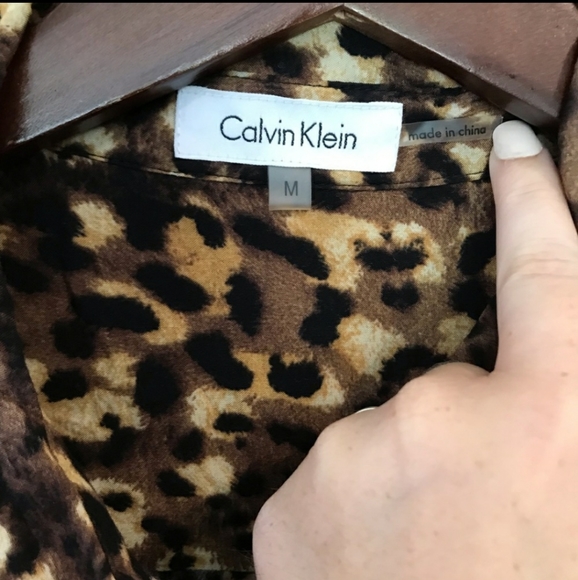 Leopard print button down - Picture 4 of 6